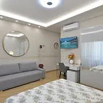 فندق مبيت وإفطار Deluxe Bis 4*