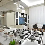 Deluxe Bis كازيرتا
