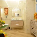 Deluxe Bis 4* كازيرتا
