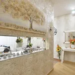 فندق مبيت وإفطار Deluxe Bis 4*