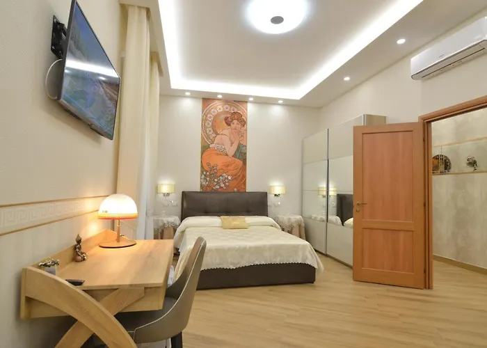 فندق مبيت وإفطار Deluxe Bis كازيرتا